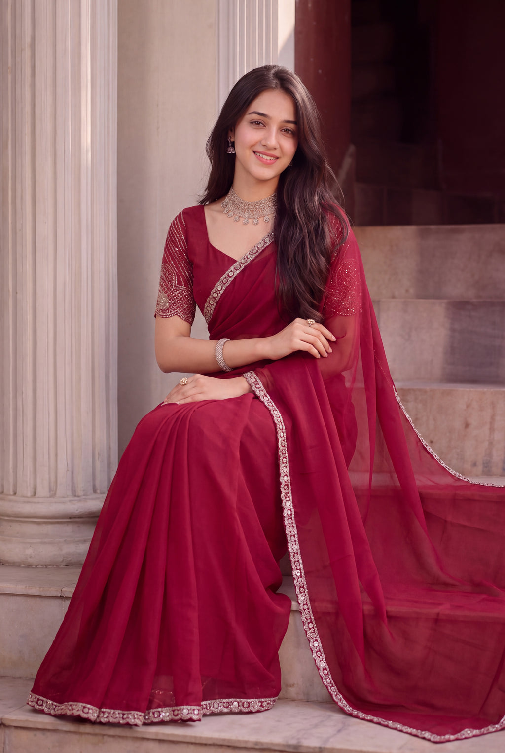 Scalloped Floral Elegant Rangoli Saree