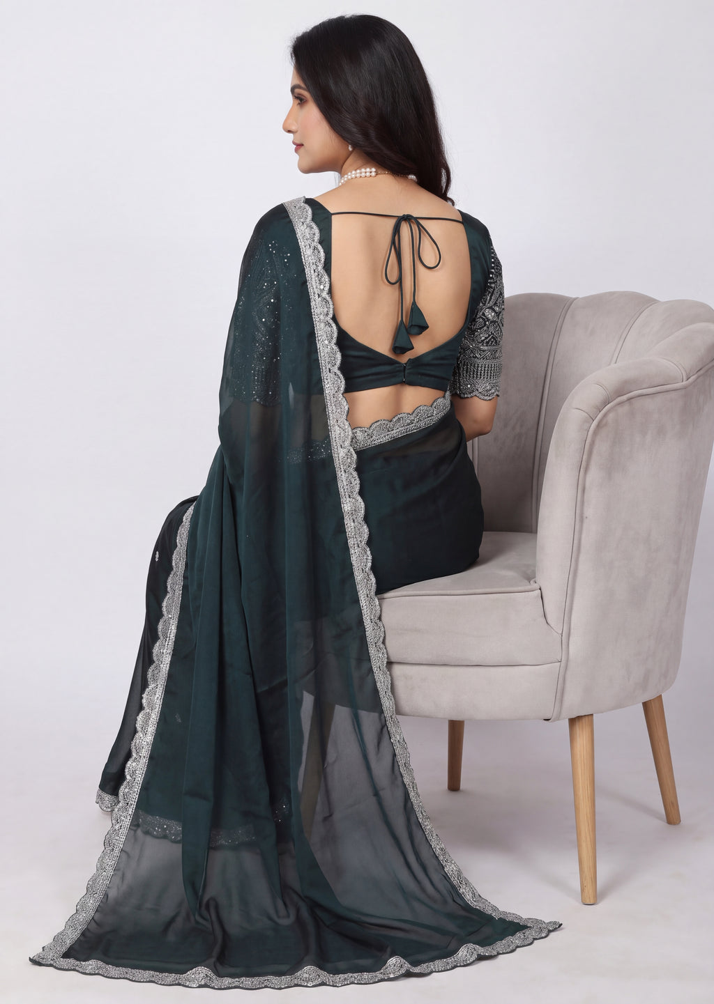Delicate Embroidery Scalloped Border Rangoli Saree
