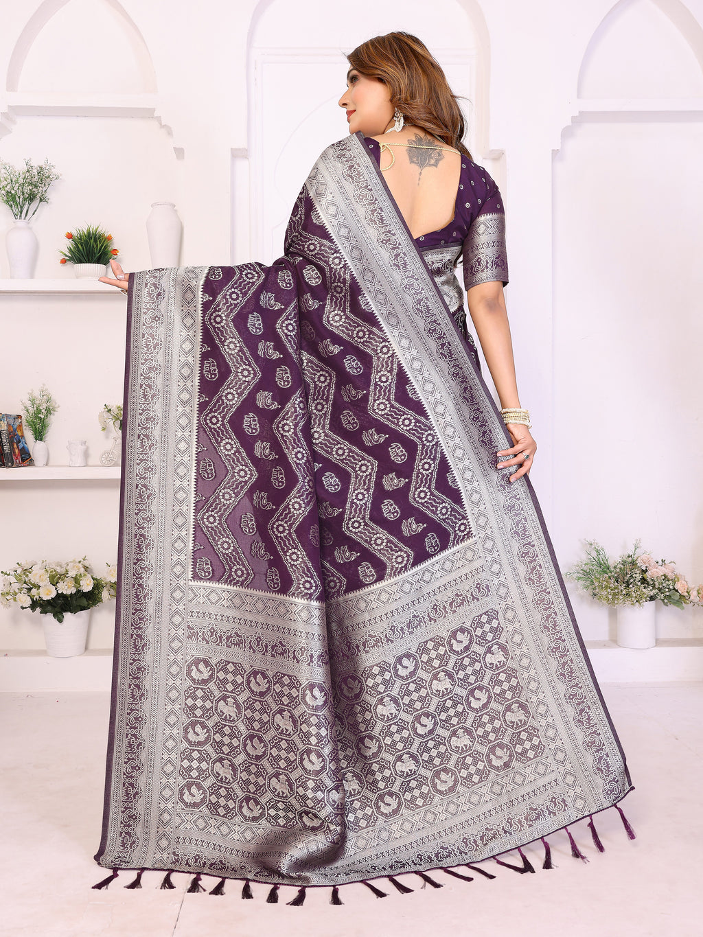 Traditional Zari Weaving Georgette Silk Leheriya Saree