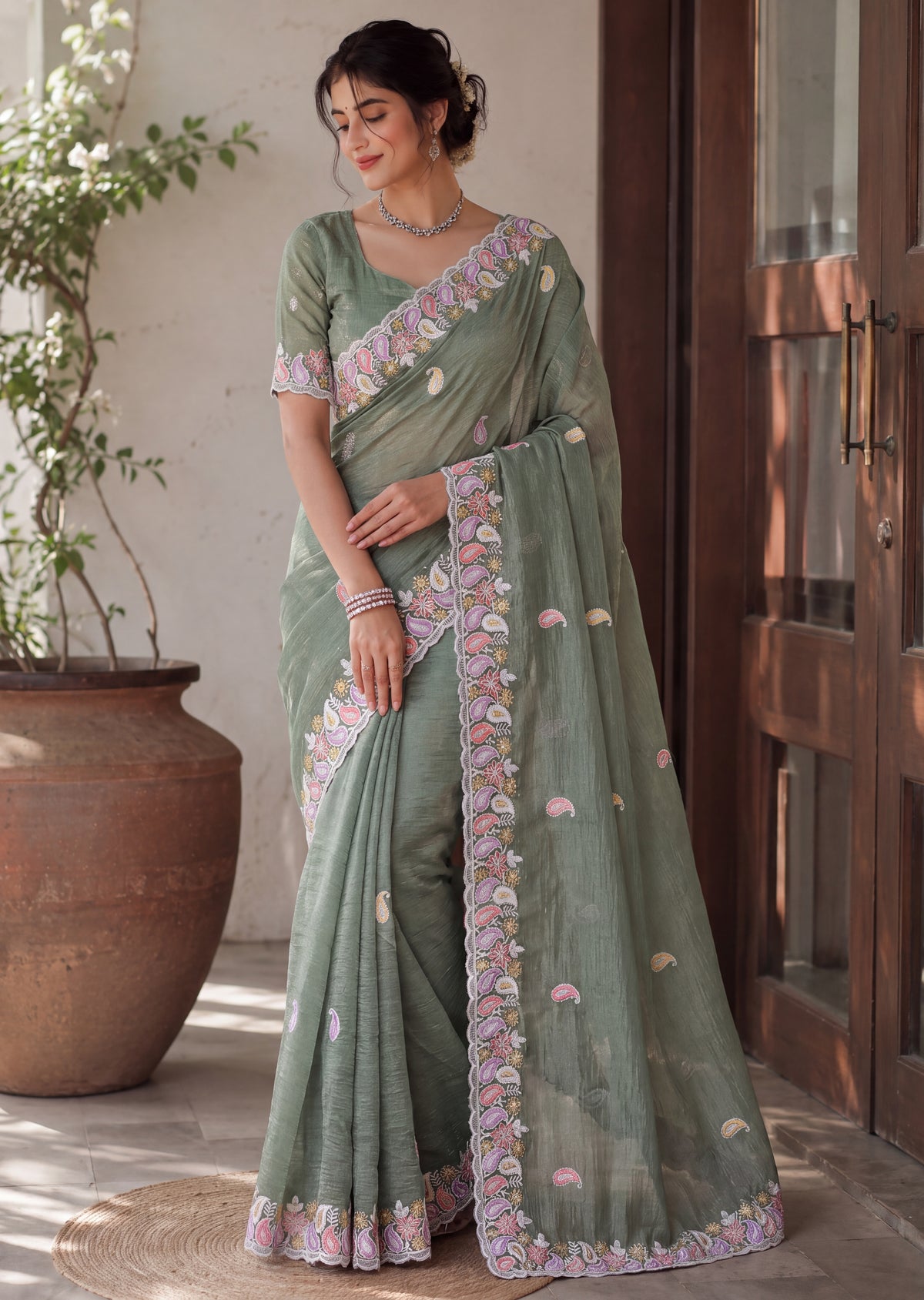 Designer Two-Tone Crunchy Tissue Saree