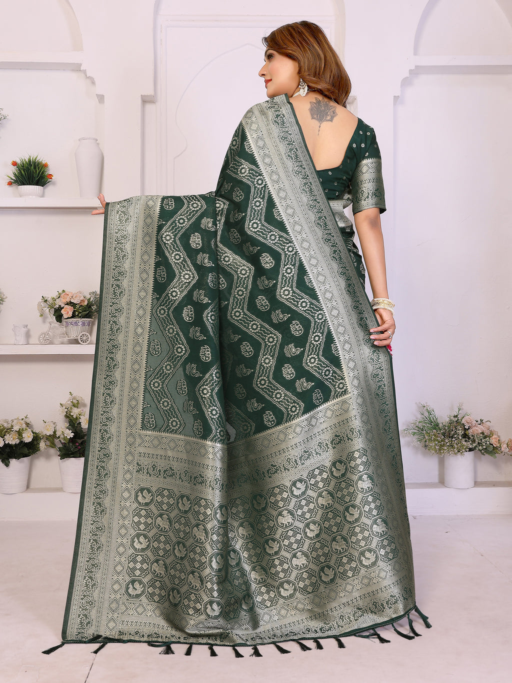 Traditional Zari Weaving Georgette Silk Leheriya Saree