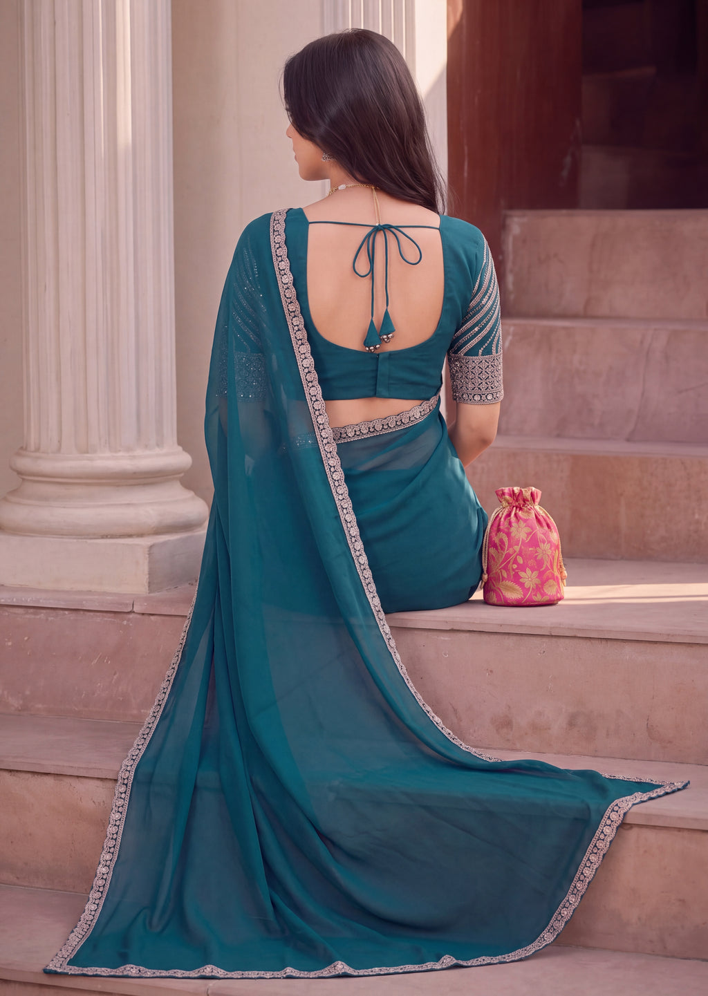 Scalloped Floral Elegant Rangoli Saree