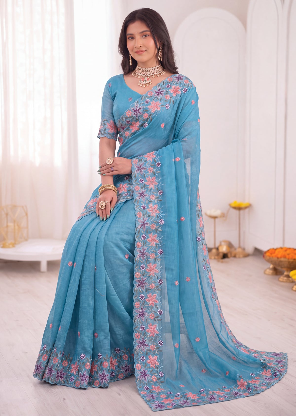3D Floral Embroidery Two-Tone Crunchy Tissue Saree