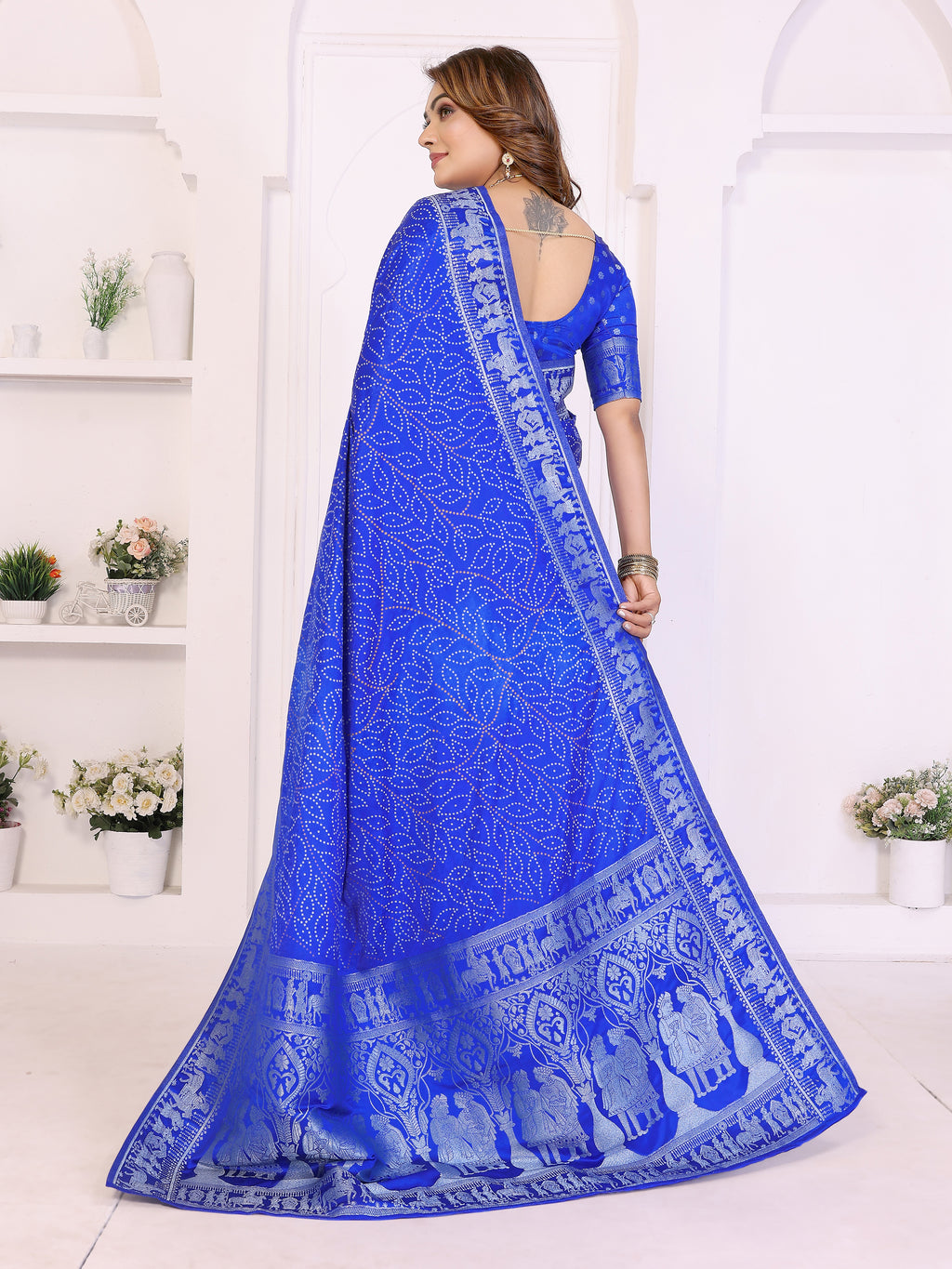 Kanchi Zari Border Satin Silk Bandhej Print Saree