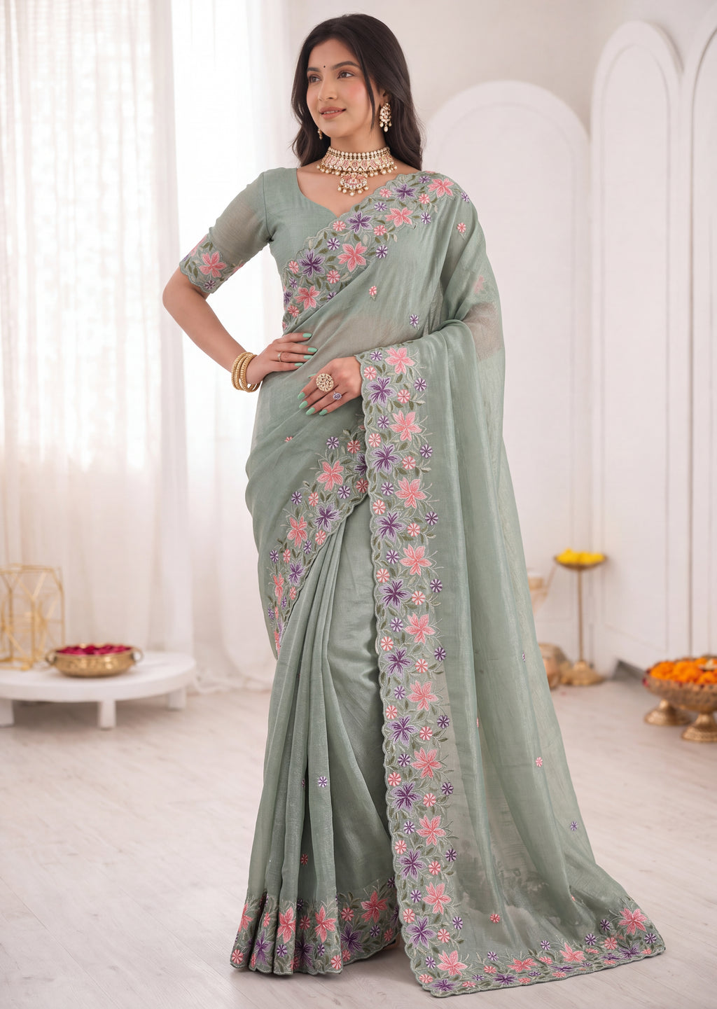 3D Floral Embroidery Two-Tone Crunchy Tissue Saree