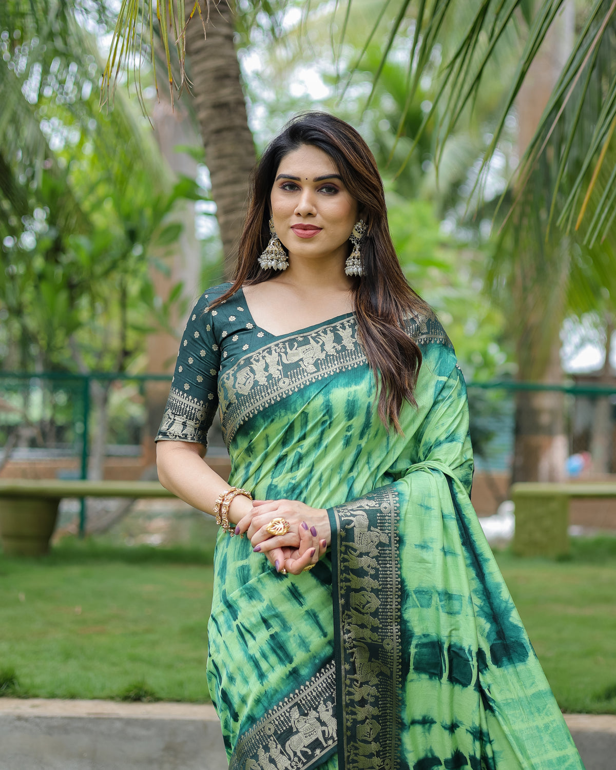 Traditional Printed Border Dola Silk Saree