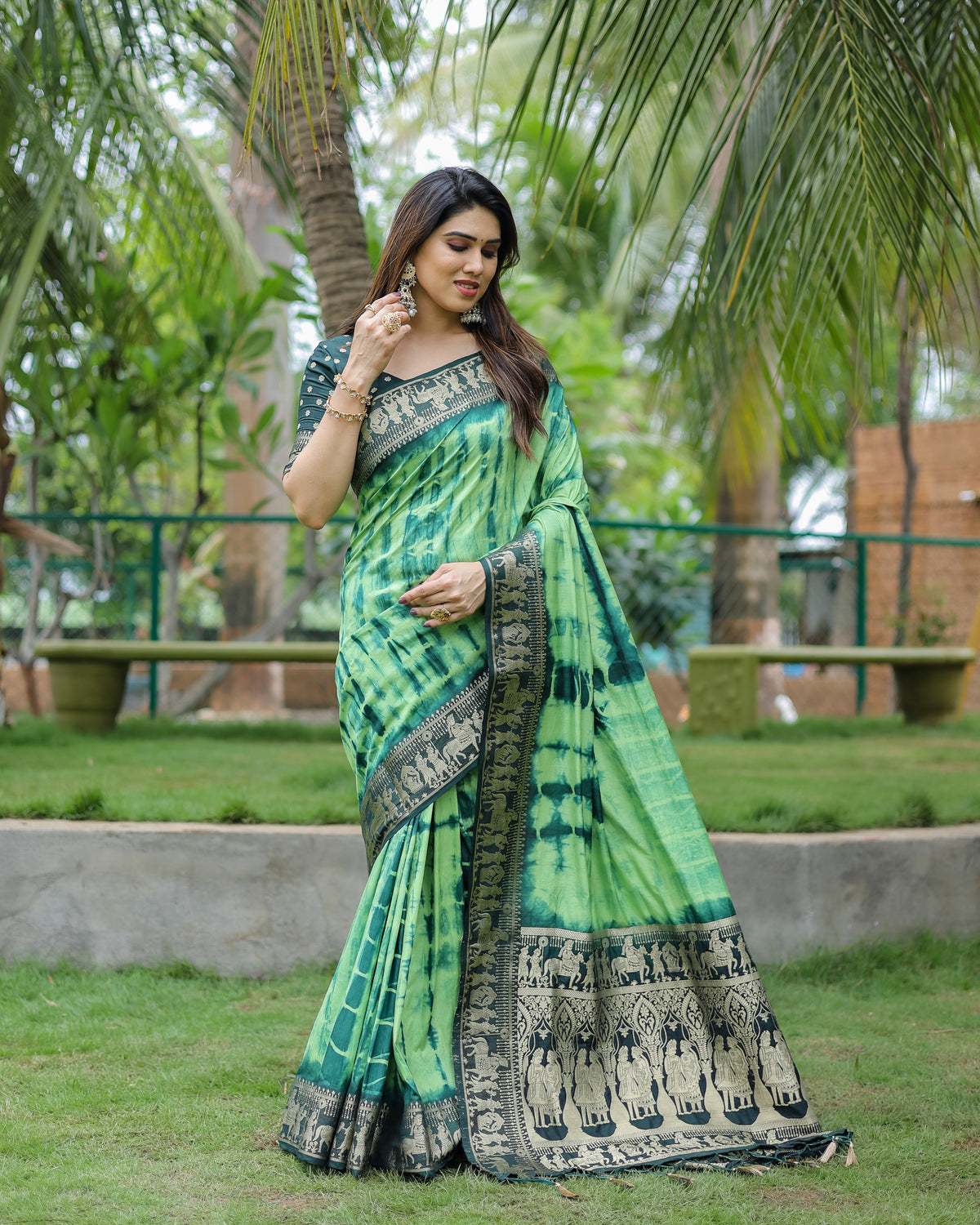 Traditional Printed Border Dola Silk Saree