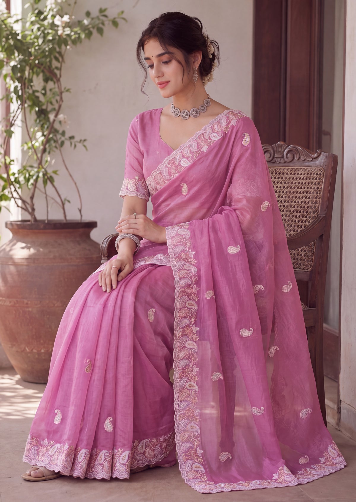 Designer Two-Tone Crunchy Tissue Saree