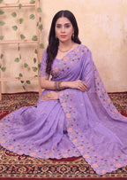Floral Embroidery Two-Tone Crunchy Tissue Saree