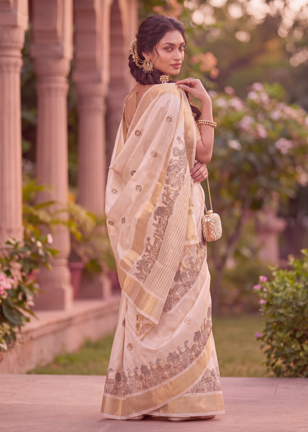Luxurious Pure Aasami Silk Saree With Intricate Zalar