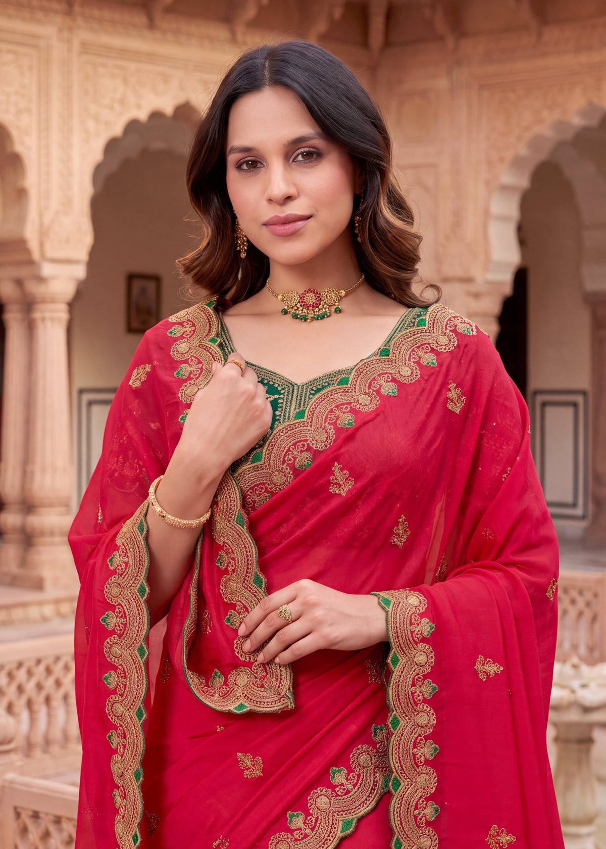 Elegant C-Pallu Two-Tone Fendy Chiffon Saree