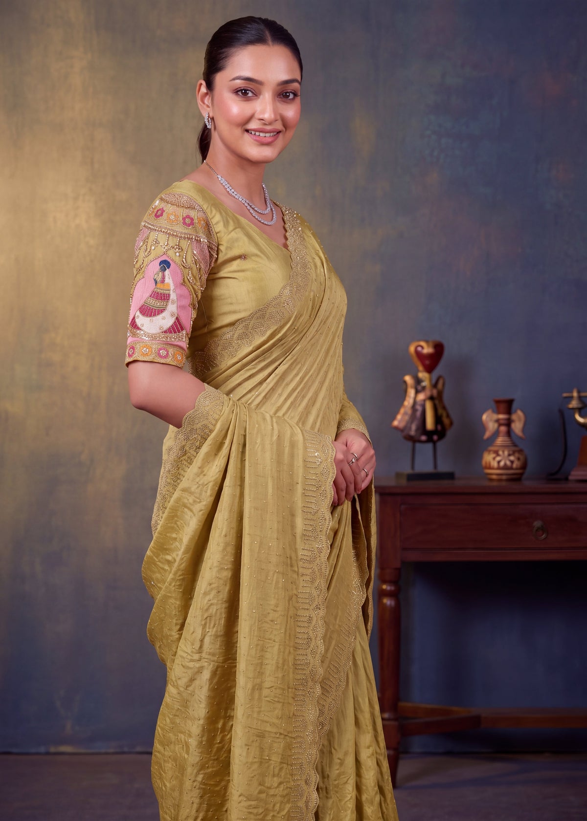 Pearl-Embellished Scalloped Border Saree