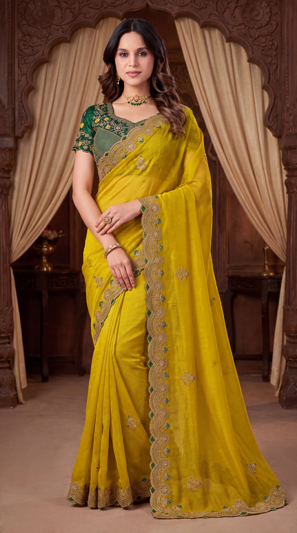Elegant C-Pallu Two-Tone Fendy Chiffon Saree