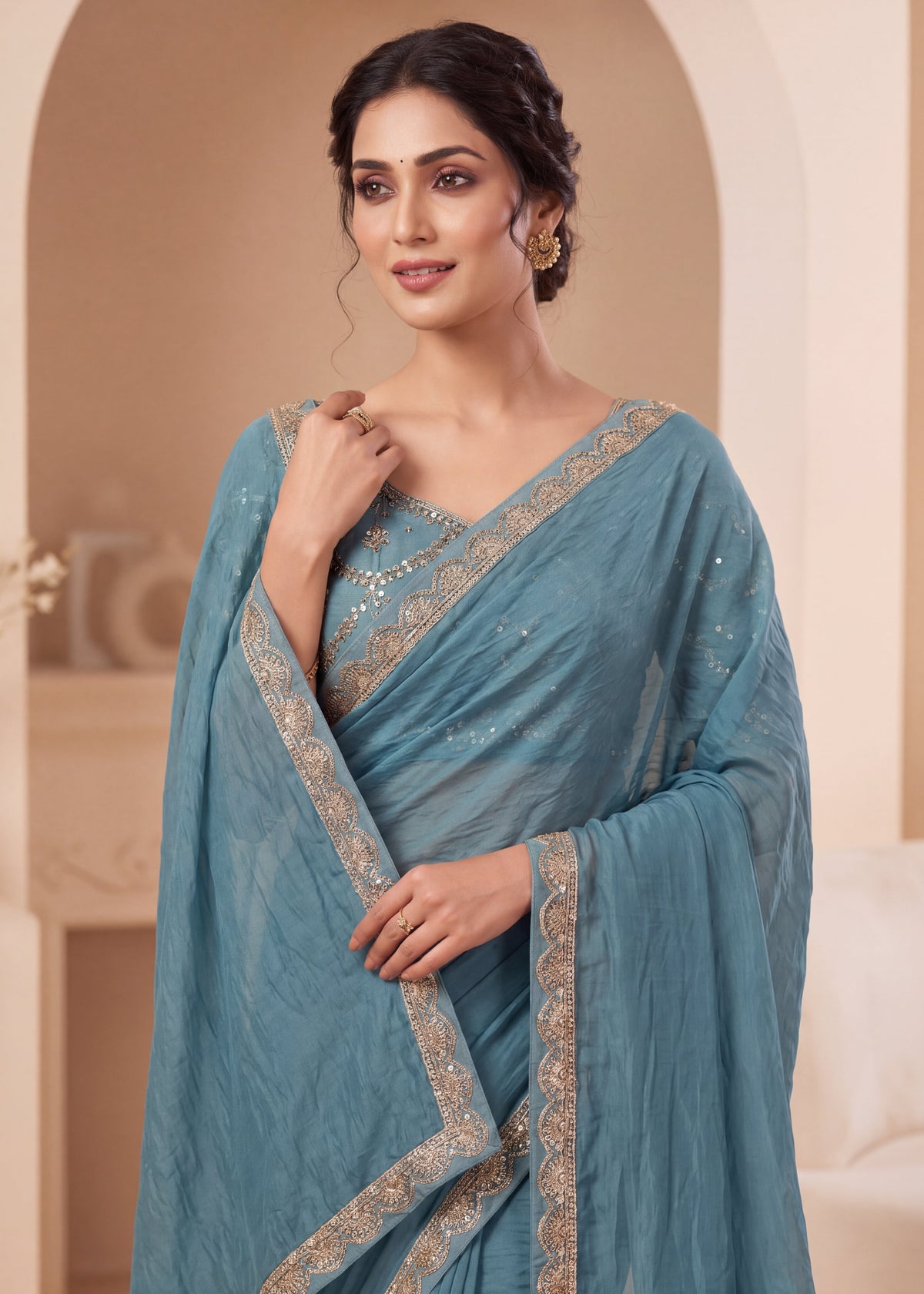 New Elegant Two-Tone Gold Crush Fancy Saree