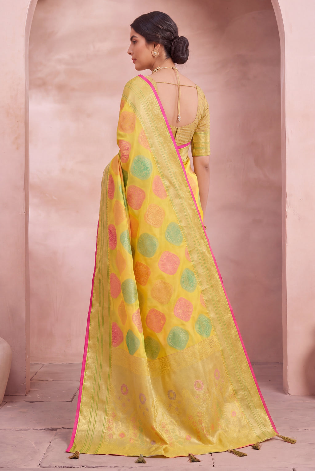 Attractive Heritage Woven Organza Banarasi Saree