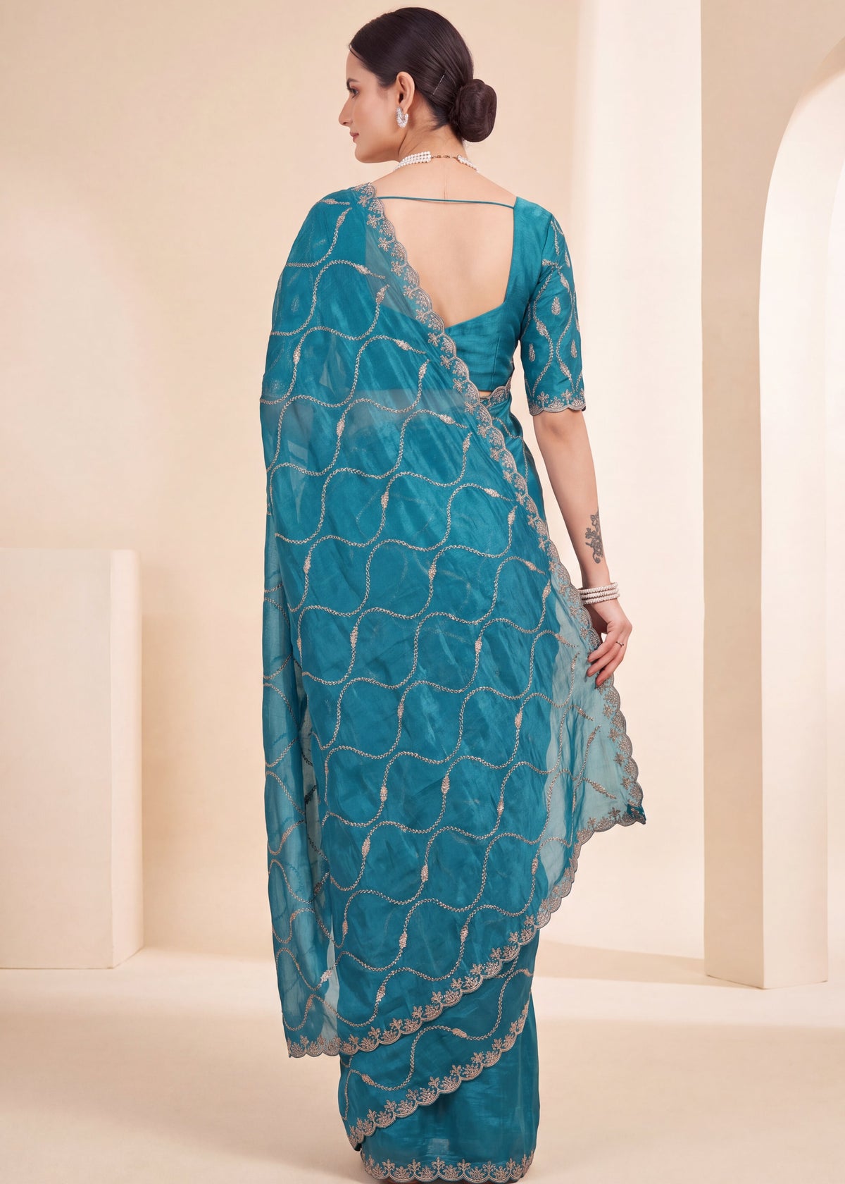 Fendy Chiffon Zari Work Designer Saree