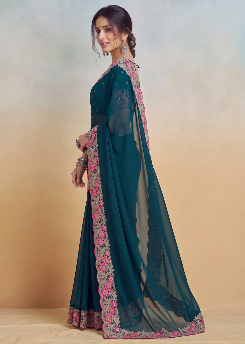 Floral Embroidered Cutwork Elegant Georgette Saree