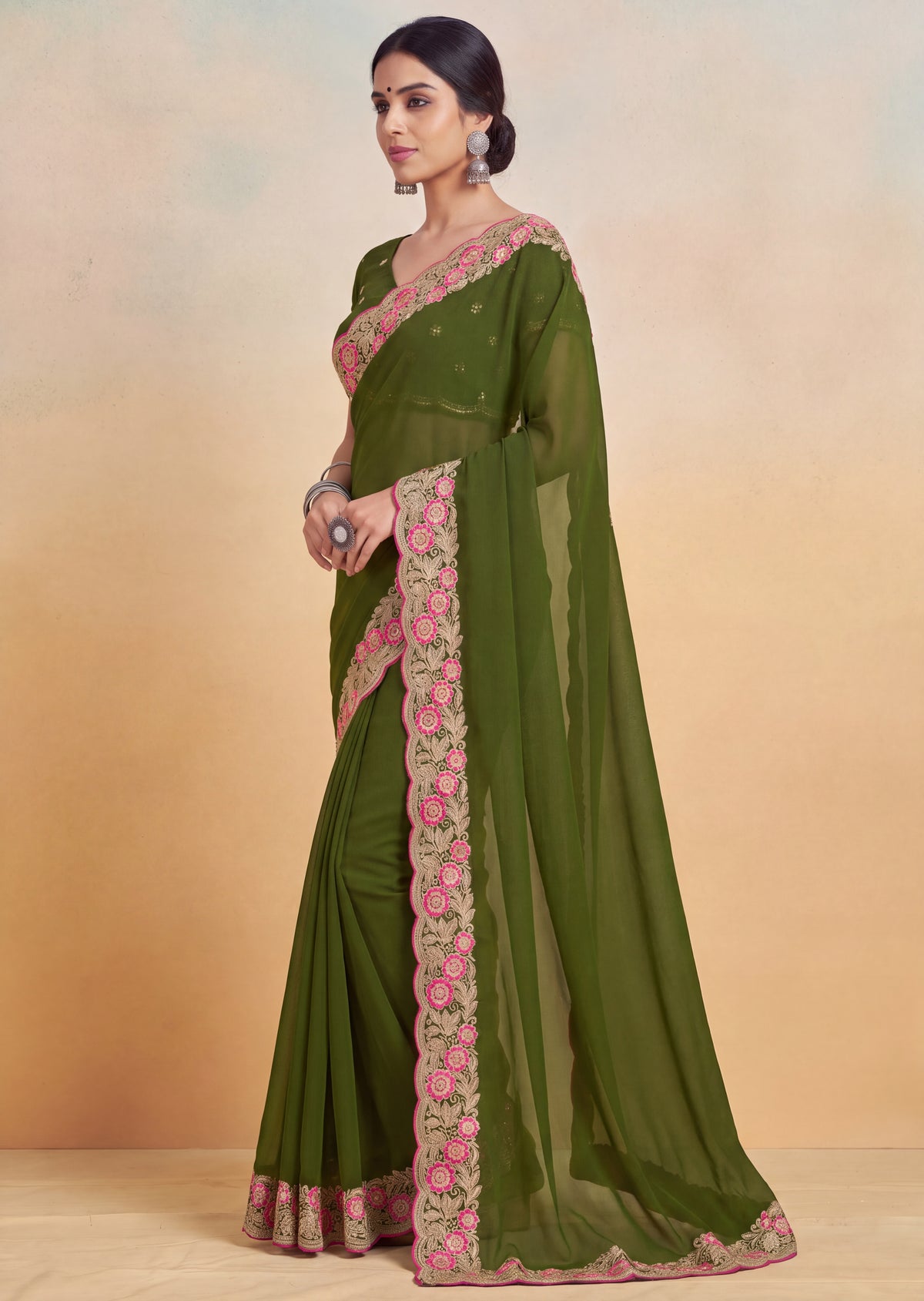 Floral Embroidered Cutwork Elegant Georgette Saree