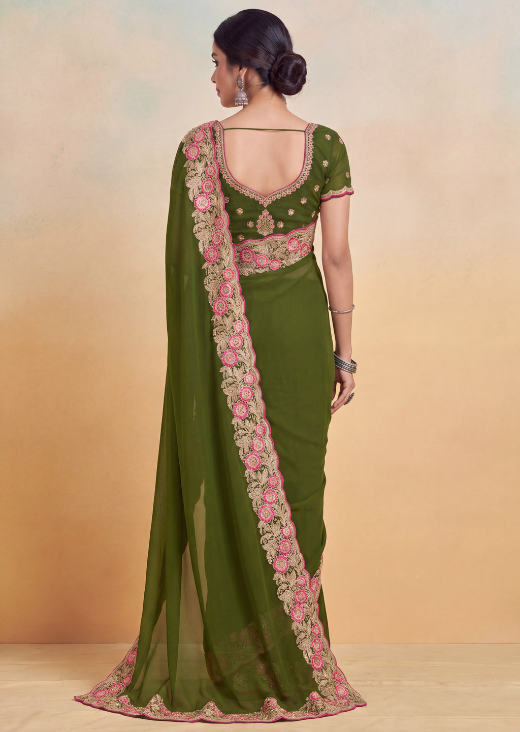 Floral Embroidered Cutwork Elegant Georgette Saree