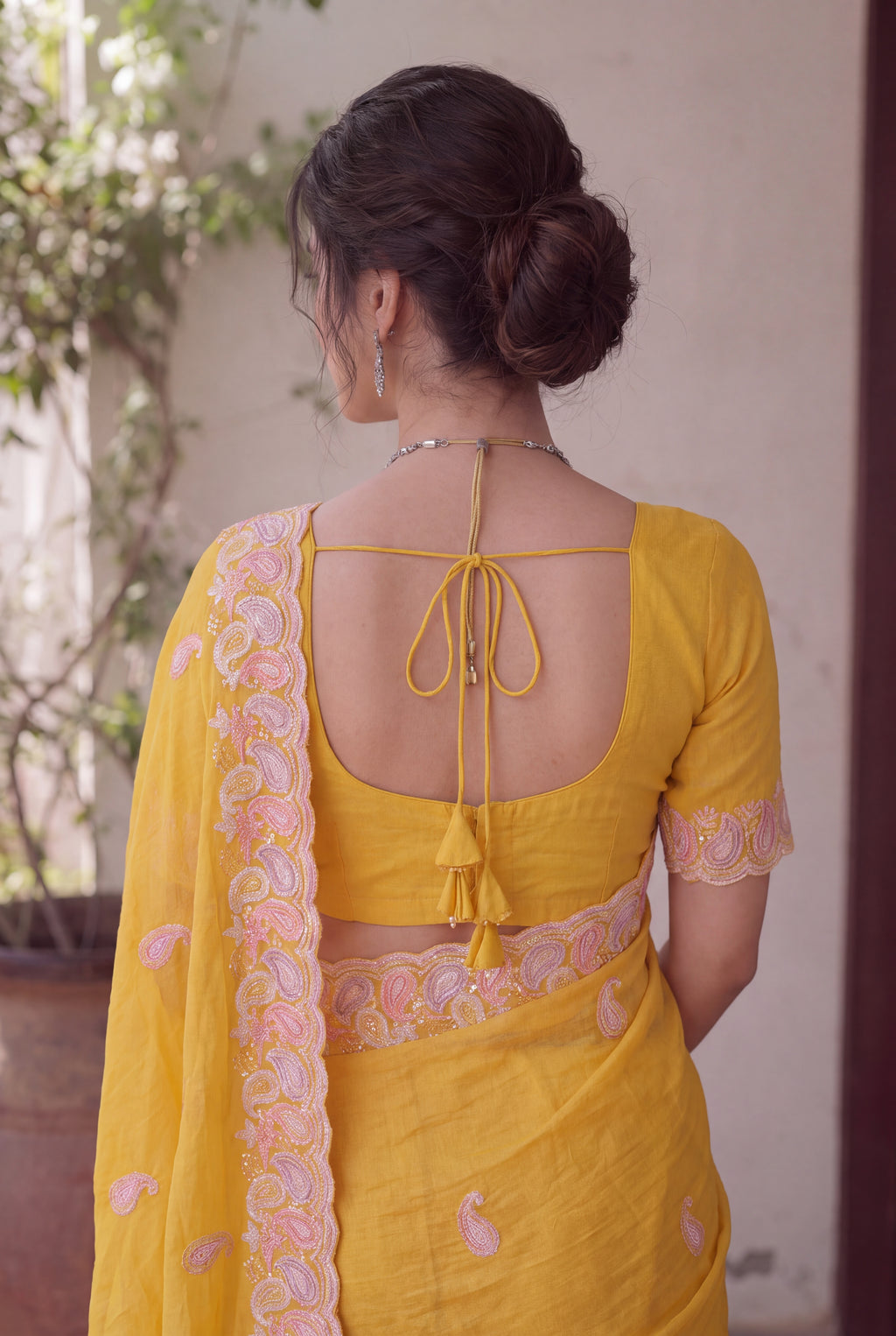 Designer Two-Tone Crunchy Tissue Saree