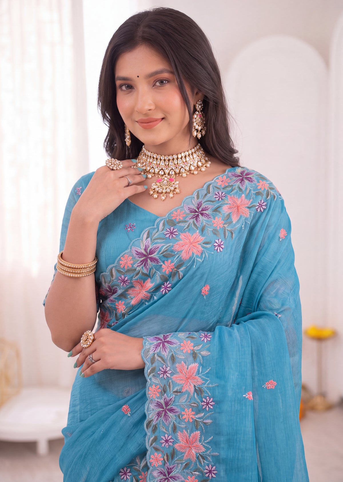 3D Floral Embroidery Two-Tone Crunchy Tissue Saree