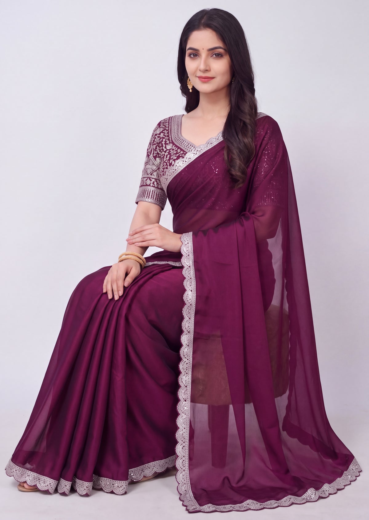 Delicate Embroidery Scalloped Border Rangoli Saree