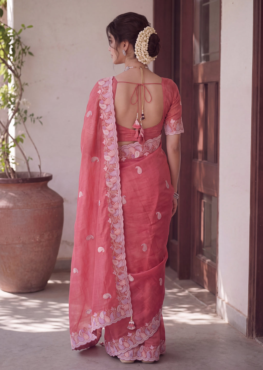 Designer Two-Tone Crunchy Tissue Saree